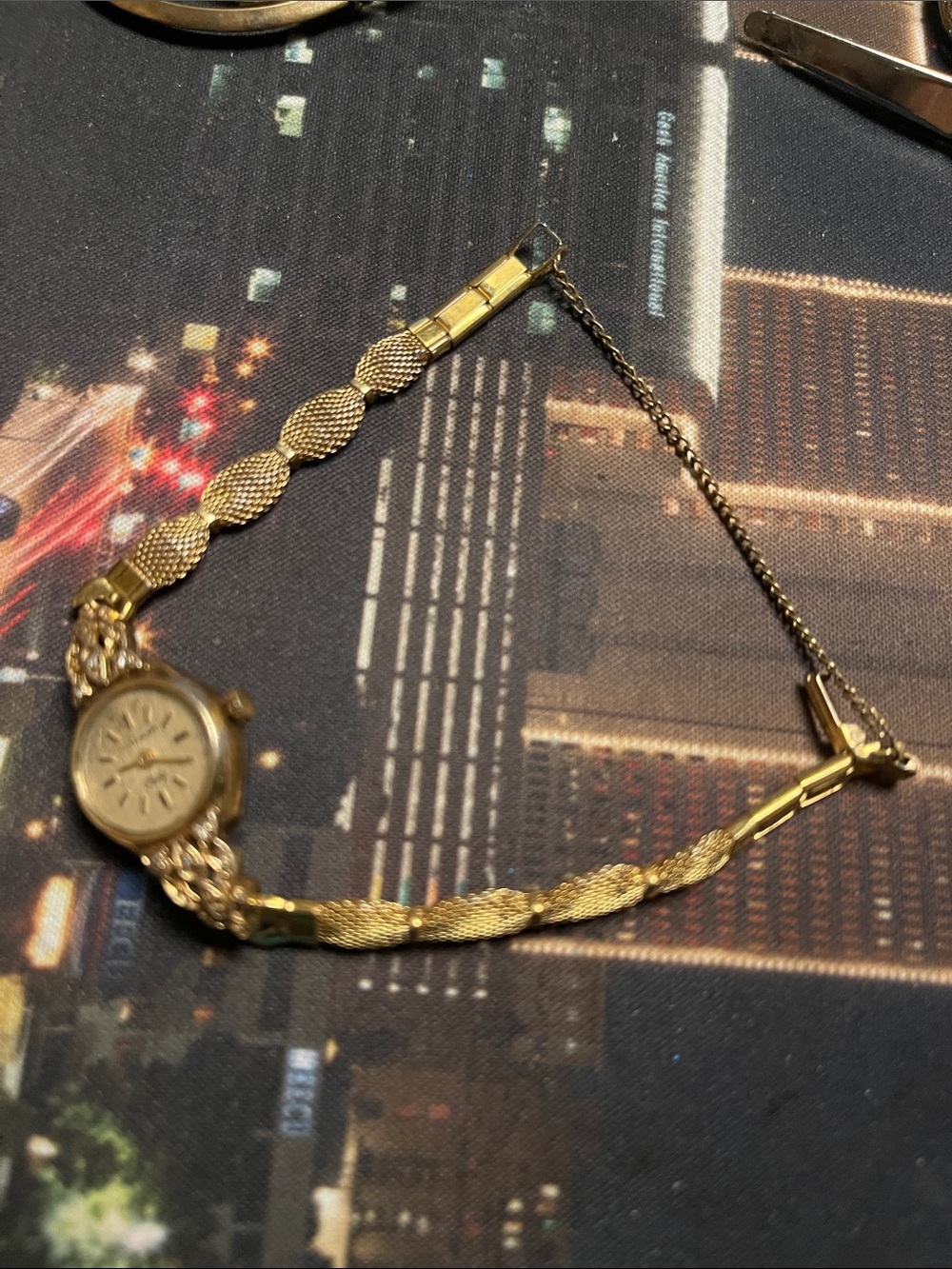 Vintage & Classic Goldtone Women's Chain-Link Bracelet Watch